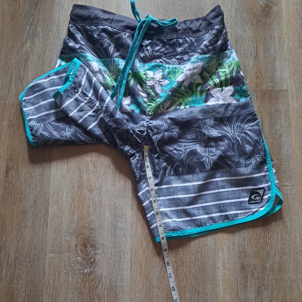 Laguna Beach Trunks Green Grey White Swim Floral Stripes Drawstring Men's Size S